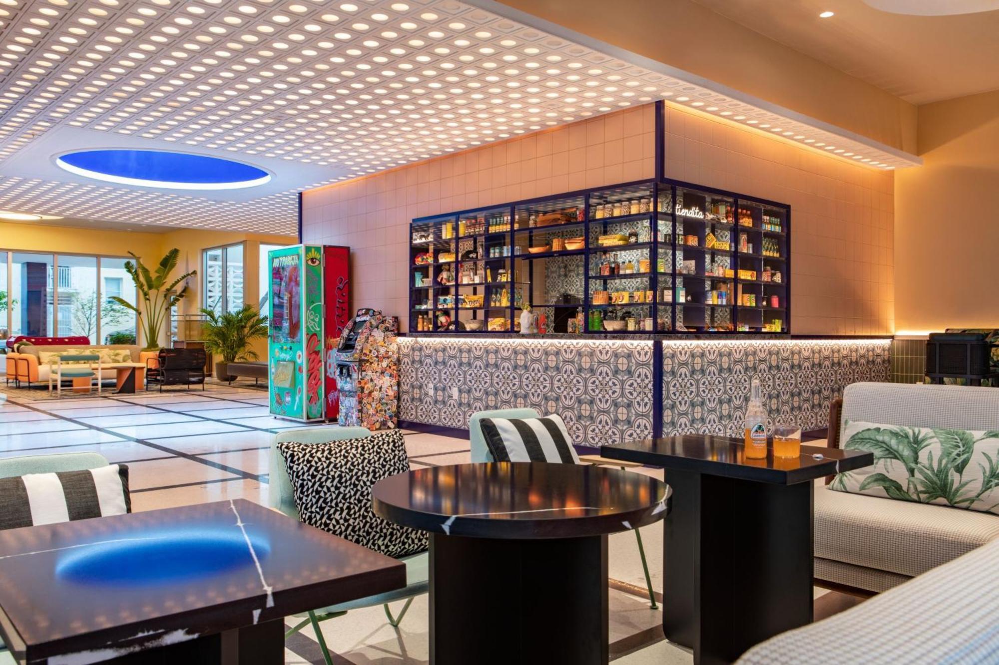 Moxy Miami South Beach, Miami Beach